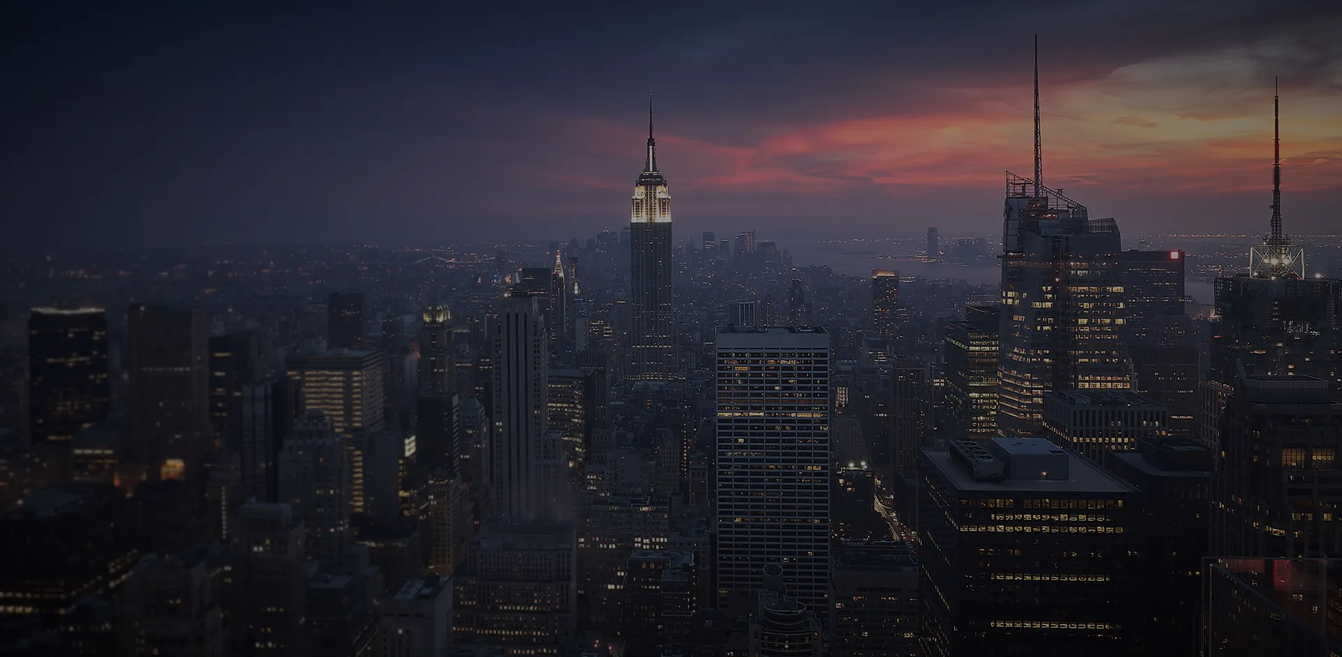 Service VTC premium Nantes - Chauffeur privé avec véhicule électrique haut de gamme